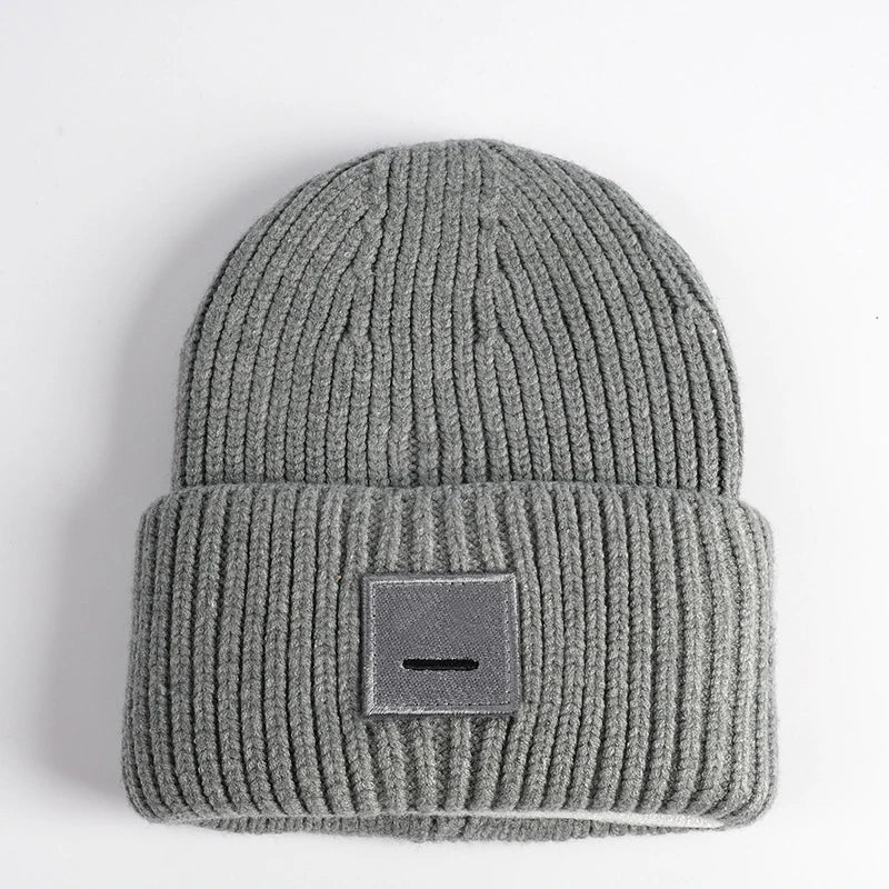 2025 New Winter Hats For Women Wool Blended Knit Wool Smiling Face Couple Cap Lady Thread Knitted Beanie Chapeau Warm Bonnet