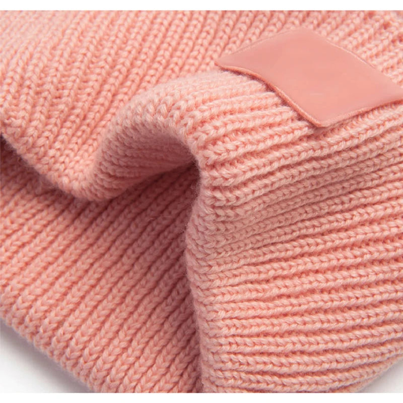 2025 New Winter Hats For Women Wool Blended Knit Wool Smiling Face Couple Cap Lady Thread Knitted Beanie Chapeau Warm Bonnet